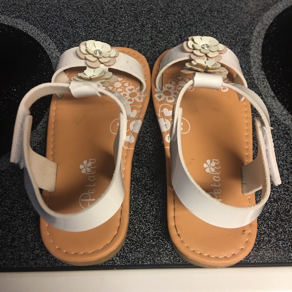 Girls Sandals size 11 - Picture 5 of 8